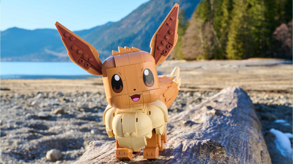 Lego Pokémon Eevee in the wild